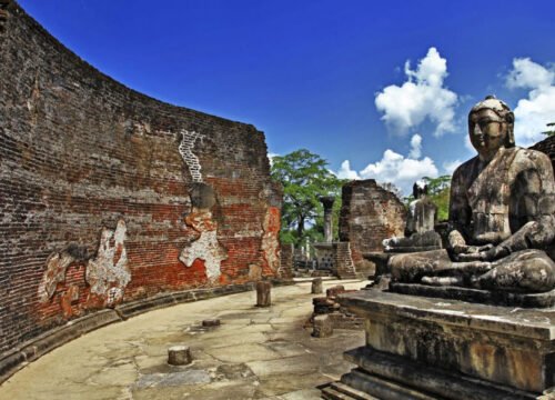 Discover Ancient Wonders: A 2-Day Journey Through Polonnaruwa